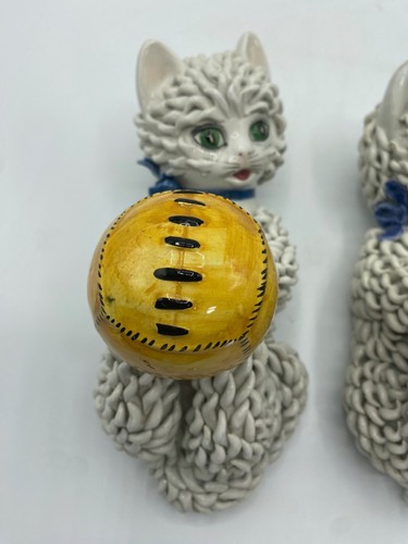 Majolica Italy Spaghetti Cats Playing with Ball Figures Pair of 9" Long Cats (C) - Bild 2 von 14