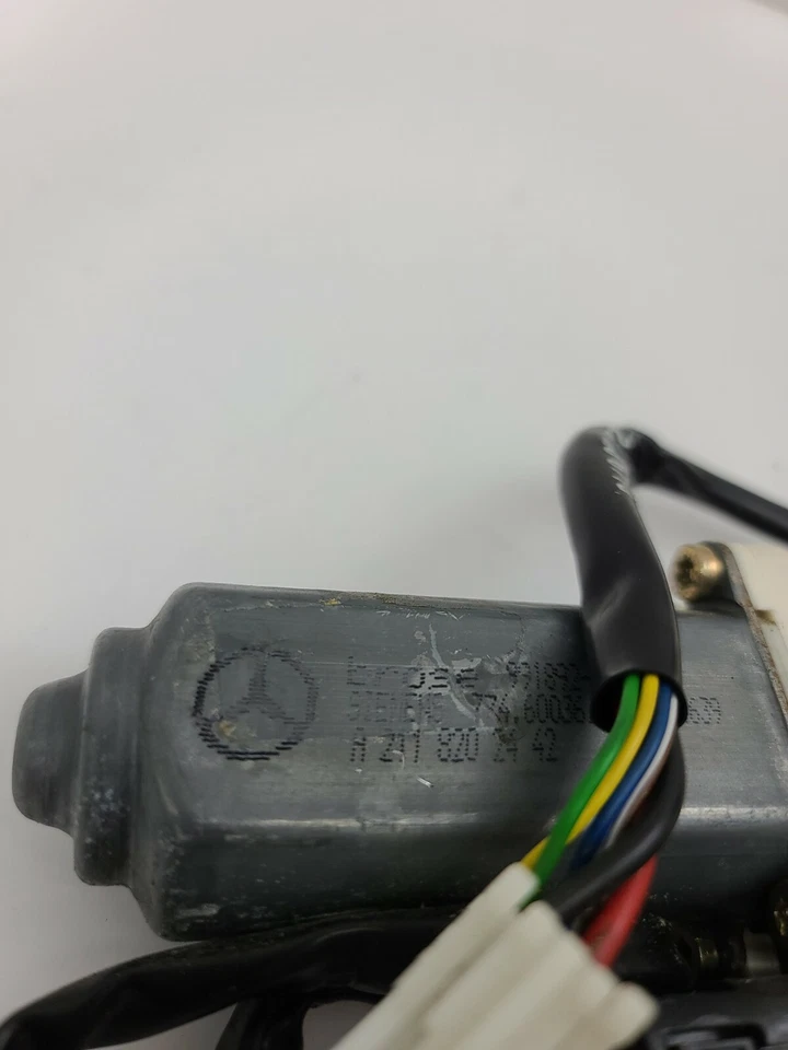 OEM 2003-2009 MERCEDES-BENZ E320 E350 E500 MOTOR VENTANA PASAJERO TRASERO DERECHO Foto 3 de 4