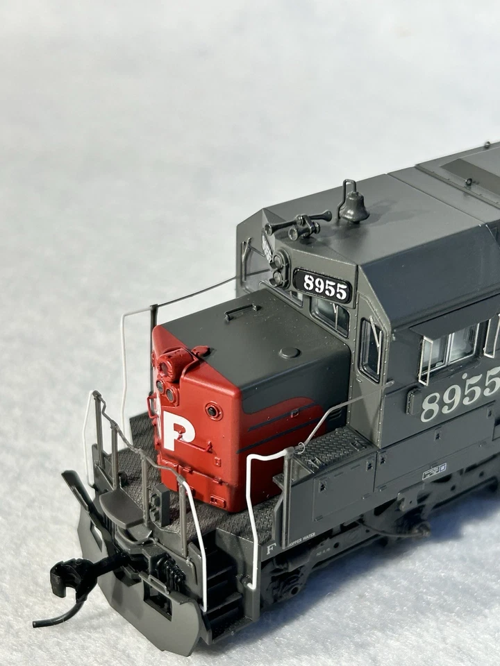 Nice BLI Southern Pacific RRBloody Nose  SD-45 HO DCC/Sound Paragon 4 - Image 3 of 4