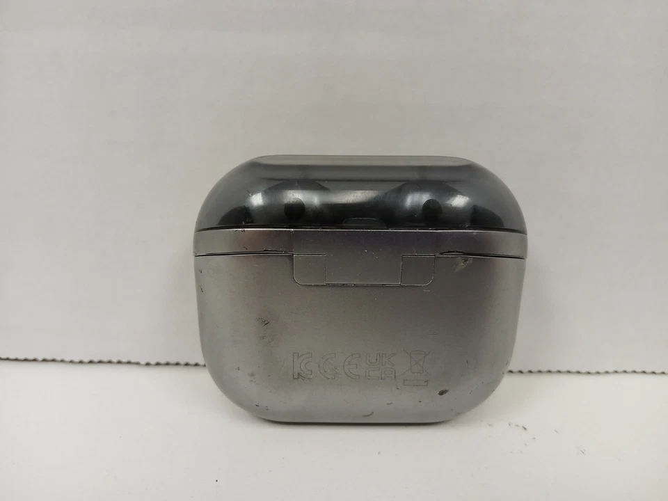 Samsung Galaxy Buds3 Pro Wireless Earbuds SM-R630, Silver - Image 3 of 4