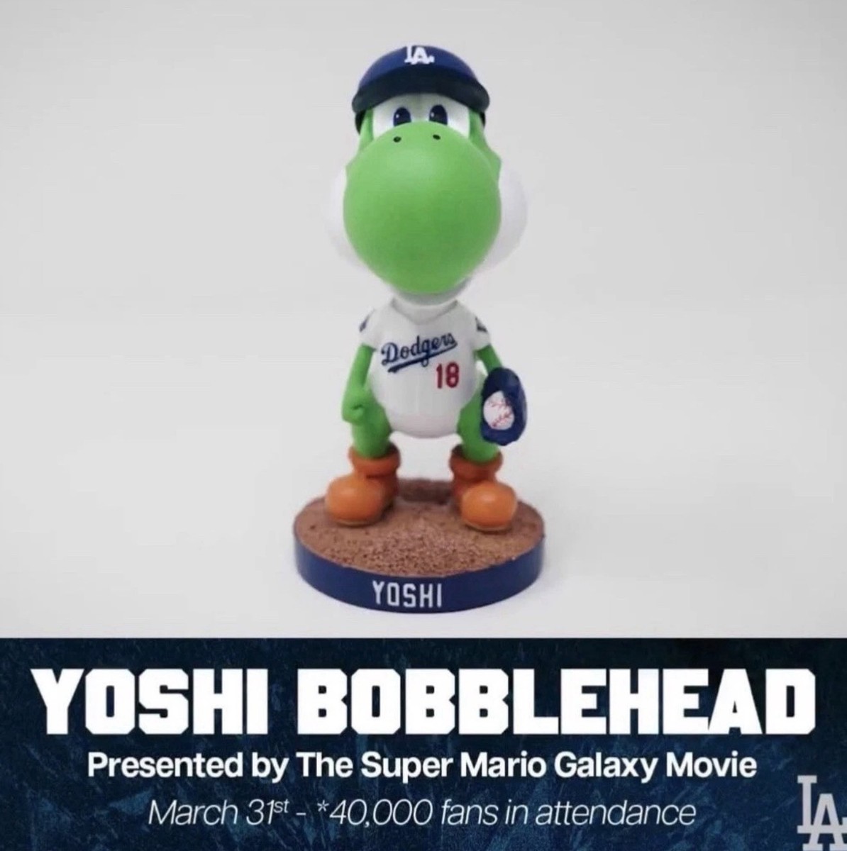 PRESALE🐸🔵 Yoshi Super Mario LA Dodgers Yamamoto Bobblehead SGA 3