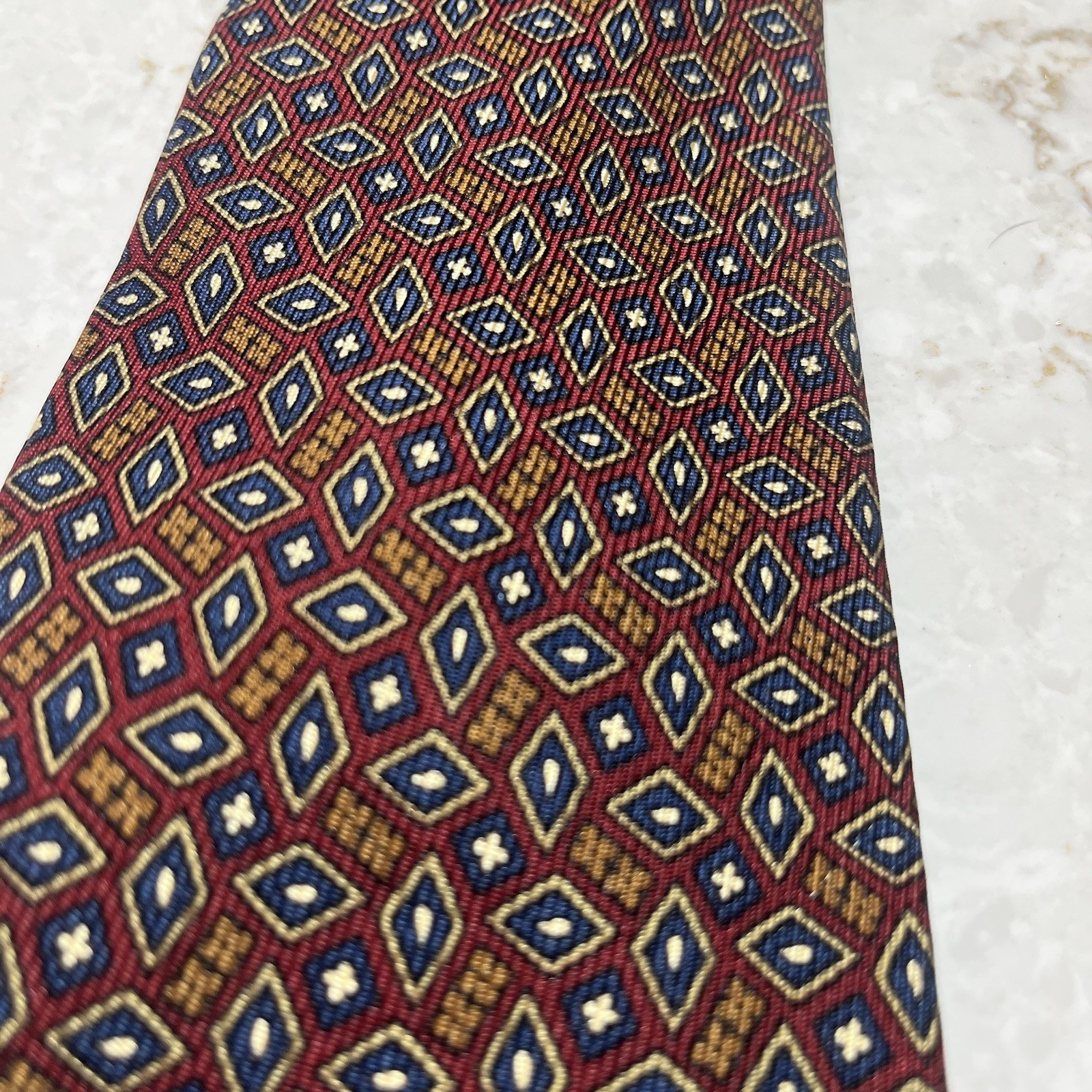 CHANEL Paris 100% Silk Men's Tie Burgundy Blue Geometric Diamond Made in Italy thumbnail 4