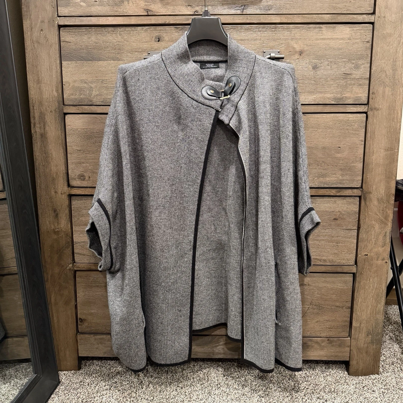 Parfois European Designer Women's Cape High Neck Poncho Gray *See Photos*
Opens in a new window or t