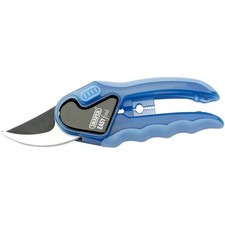 DRAPER Bypass Pattern Secateurs, 170mm Stock No: 16570 COLOURS MAY VARY
