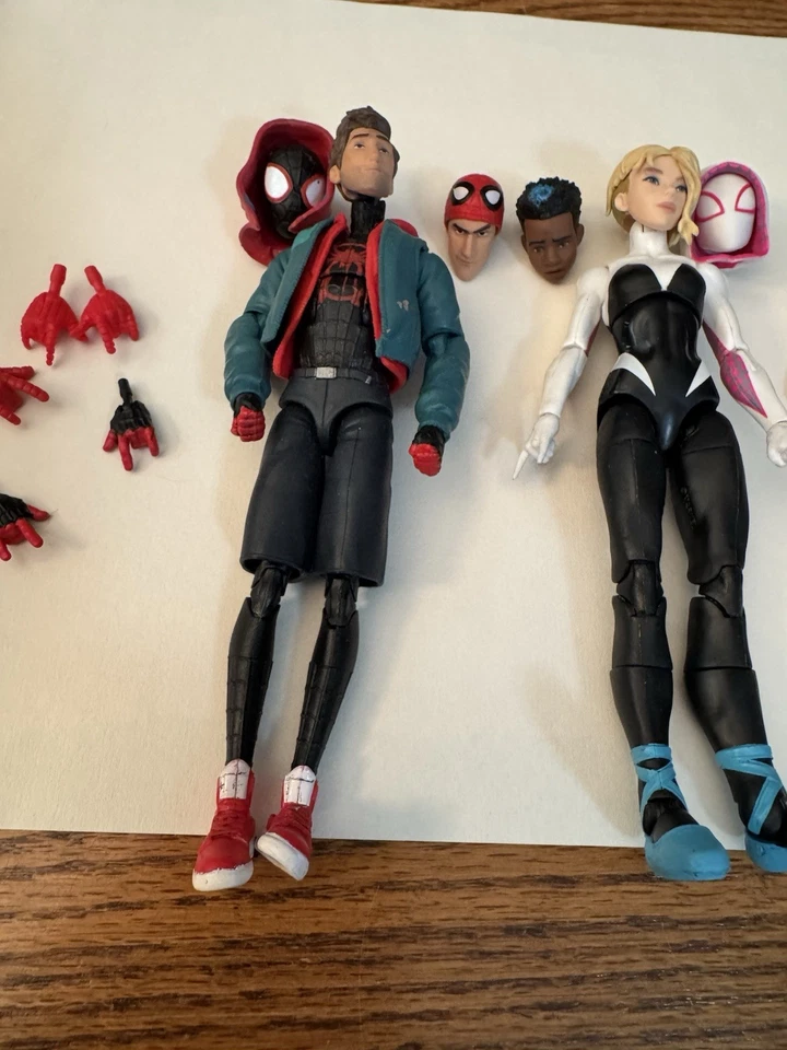 Marvel Legends SpiderMan Into the Spider-Verse Loose Lot Miles, Gwen, Peter Pig - Image 3 of 4