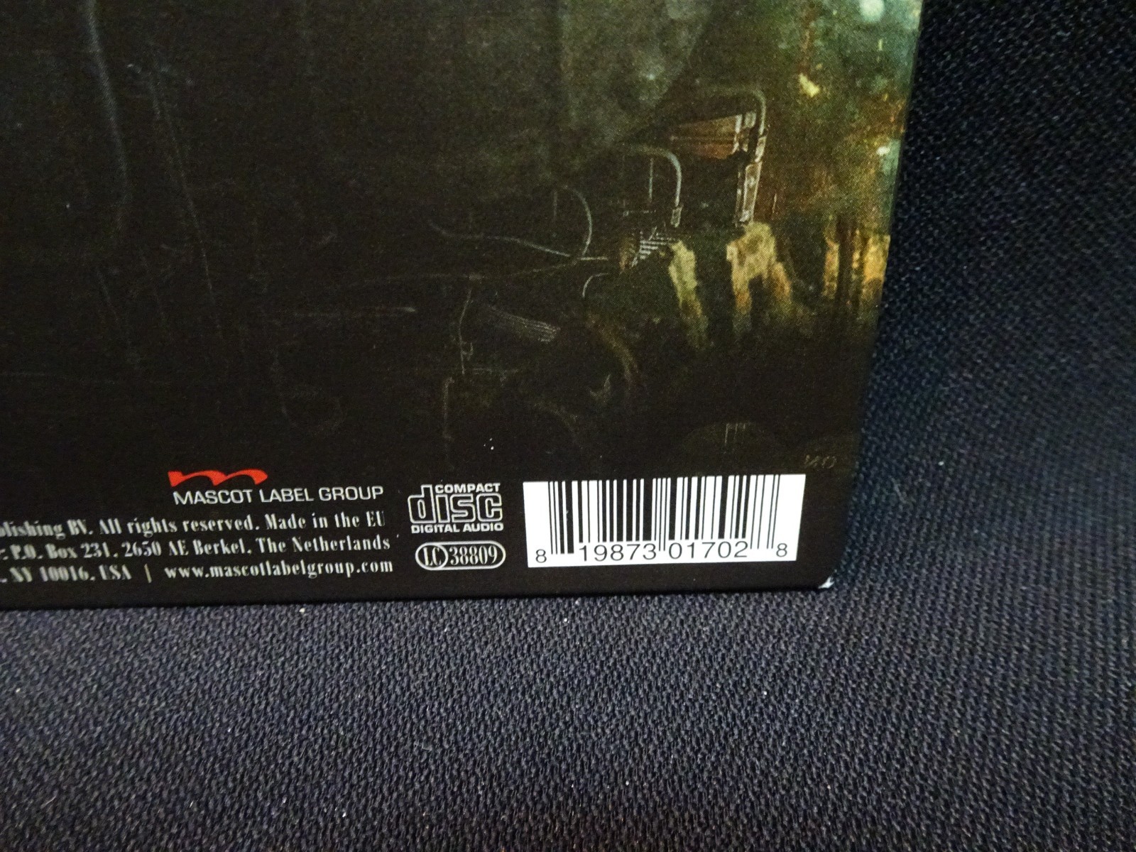 Picture 4 of 4