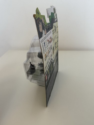 BEN 10 Omniverse Eatle Action Figure with mini figure New And Sealed - Picture 5 of 5