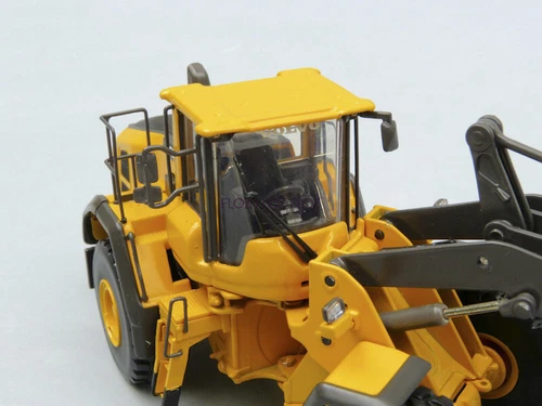 für Motorart für Volvo L180H Radlader 1:50 LKW Fertigmodell - Bild 9 von 13