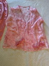 VTG VALERIE STEVENS Women  s Lingerie Pajamas Set L Pink Satin Pants Chiffon Robe