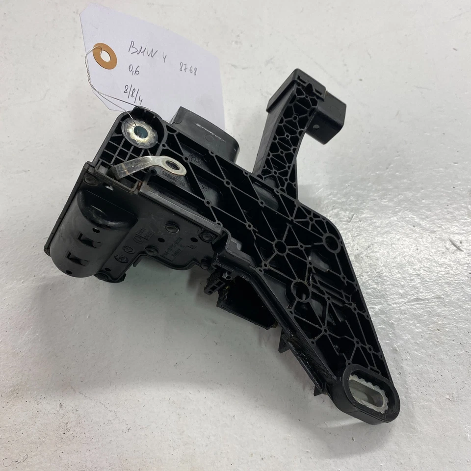 BMW 2 3 4 F22 F23 F30 F31 F32 2011-2019 BASE DE ENCENDIDO EXTERNO DISTRIBUIDOR OEM Foto 4 de 4