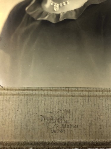 Antica cartolina fotografica ritratto anni '20 giovane donna Rembrandt Studios Detroit - Foto 5 di 7