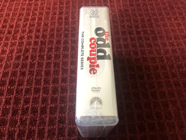 (未使用･未開封品)Odd Couple: Complete Series Pack [DVD] Odd Couple - The Complete Series Pack (DVD, 2015, 20-Disc Set