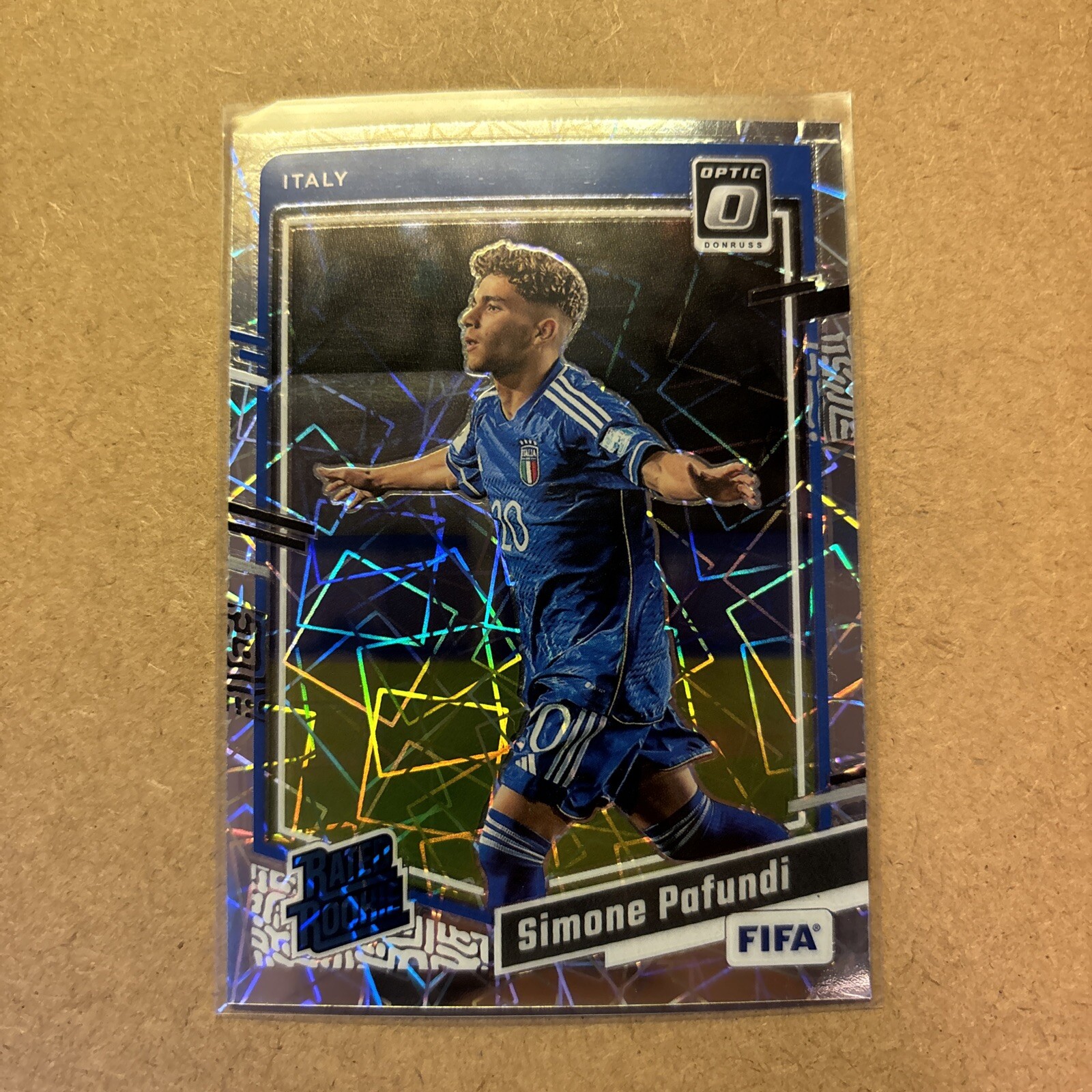 2023-24 Donruss Panini OPTIC Velocity PRIZM Soccer No. 198 Simone Pafundi Italy