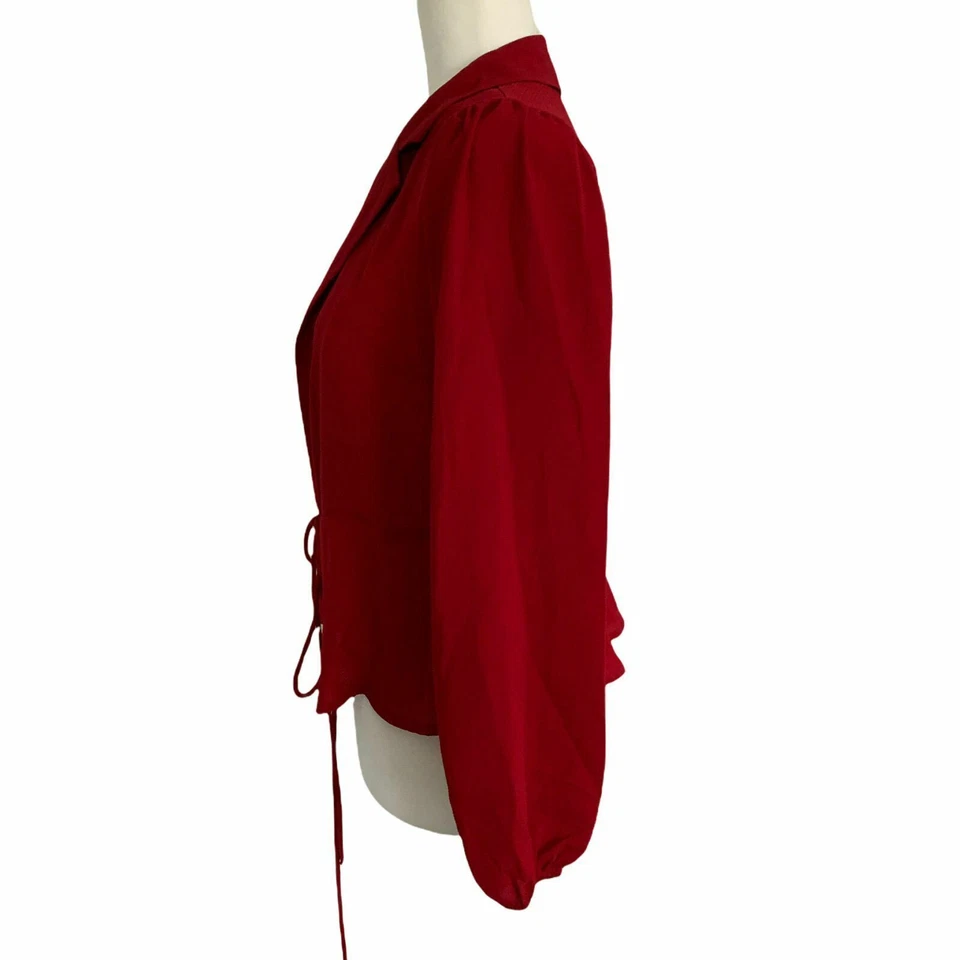 Chaqueta Blazer Forever 21 Mujer Roja Pequeña Manga Larga Informal Cordón Trabajo Foto 3 de 4