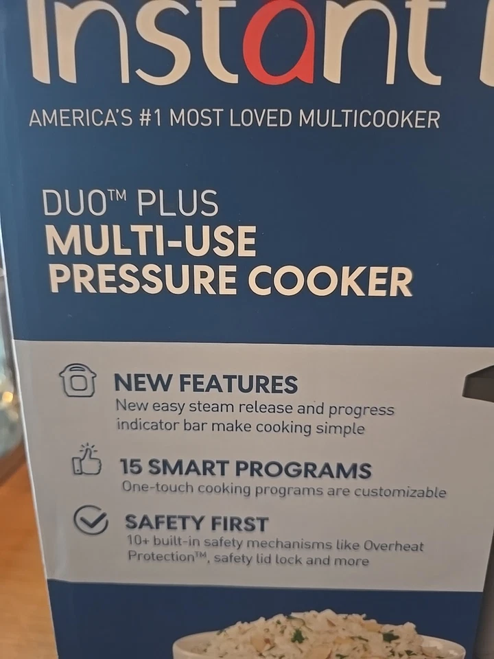 Instant Pot Duo Plus 60 1000W, 6 Quart, 9-in-1 Pressure Cooker - Silver/Black - Image 3 of 4