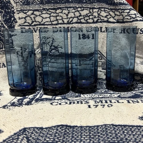 VTG Anchor Hocking Essex Cobalt Blue Glass Tumblers Tea Glasses Set of 4 EUC