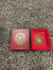Cadillac Crest Hanging Ornament 24k Gold Finish 1998 Made In Usa Red Box Cadillac Crest Hanging Ornament 24k Gold Finish 1998 Made In Usa Red Box