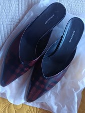 Burberry Kitten Heal Slip On Leather Shoes Women's Size 40 /6 .5