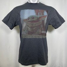 Grogu The Child Baby Yoda Star Wars Gray T-Shirt Men's MEDIUM
