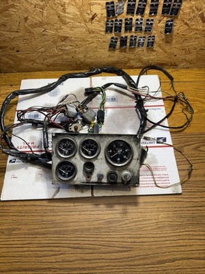 Volvo Penta MD40A engine harness and instrument panel