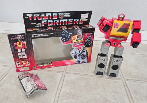 Autobot Blaster w/ Box & Booklet 1985 Vintage G1 Transformers Figure Complete