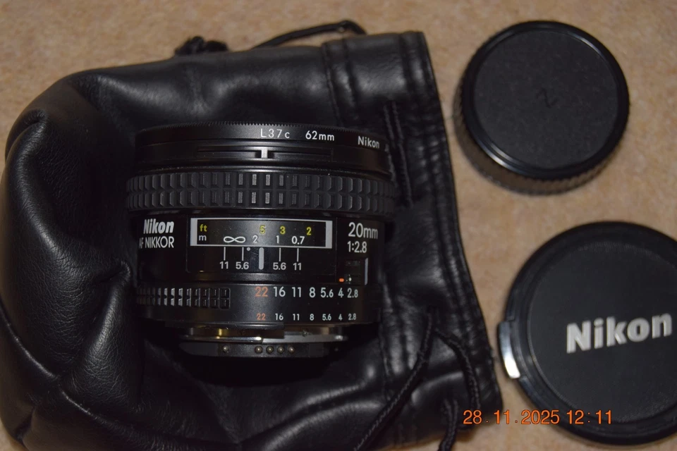 Nikon AF Nikkor 20mm F2.8 Ultra Wide Angle Lens & Nikon L37c Filter - Very Nice - Image 3 of 4