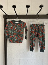 EUC Hanna Andersson Floral Pajamas SZ 85 US 2T Long Johns 2-piece Green Red