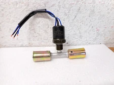 BEADLOCK CRIMP ON A/C HOSE FITTING,SPLICE #8 WITH TRINARY SWITCH 24688VUS