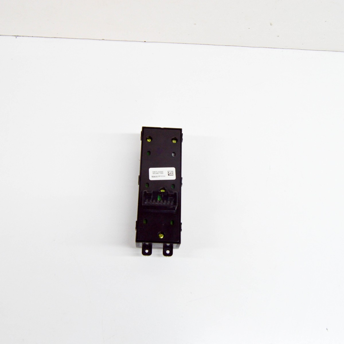 スイッチ　Switch KIA CEED JD Front Left Door Windows Control Switches 93570