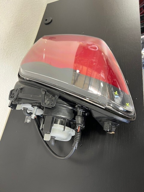 Ferrari 550 Maranello Headlight Right USED  OEM 60952860D