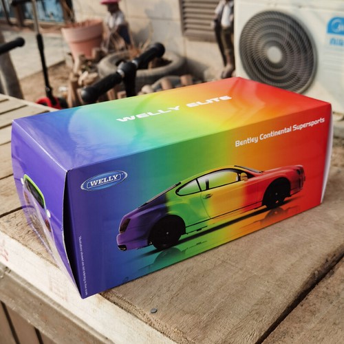Welly 1:18 Bentley Continental GT Sports Supercar Rainbow Edition Alloy CarModel - Picture 12 of 12