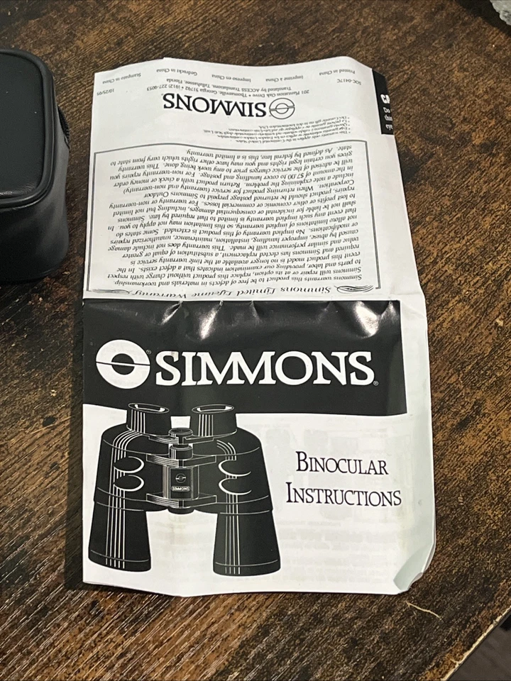Simmons Compact Binoculars Model 1156 8 x 21 FOV 372 ft 1000 Yards - Image 4 of 4
