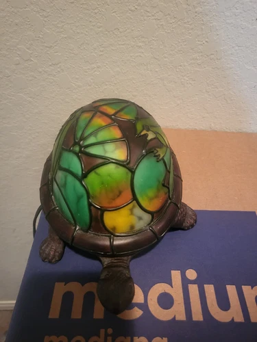 Tiffany Style Vintage Stained Glass Turtle Accent Table Lamp Night Light