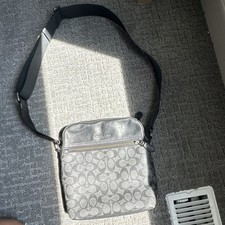 Coach Signature Gray/Black Crossbody Bag Zip ...