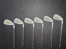 VINTAGE WILSON PRO TECHNIKA ŚREDNIEJ WIELKOŚCI KIJE GOLFOWE 4-9 ŻELAZKÓW STALOWY WAŁ PRAWA RĘKA