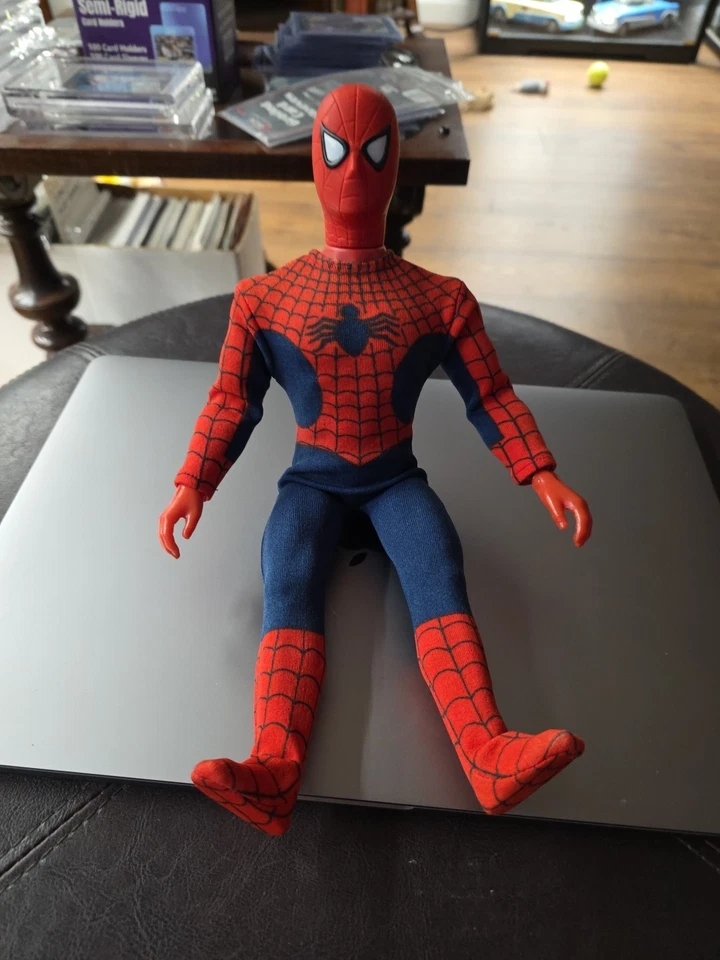 Mego 复古 1978 12.5 英寸蜘蛛侠(宽肩版)状况完好! — 第 4/4 张图片