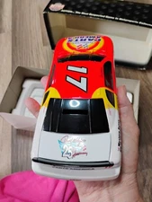  Darrell Waltrip ,Racing 1997 Monte Carlo Bank #1 Dewalt Limited 1:24 Nascar 