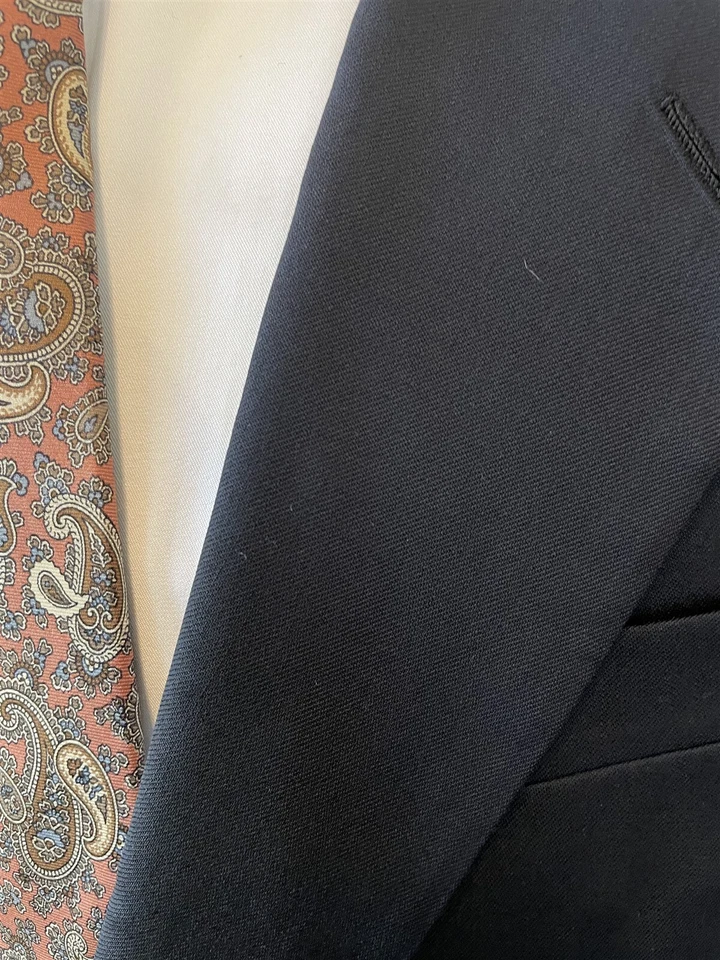 Blazer De Colección Hickey Freeman 44R HECHO EN EE. UU. Azul Marino Oscuro 100% Lana 2Btn Botón Dorado Foto 3 de 4