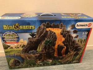 schleich dinosaur volcano set