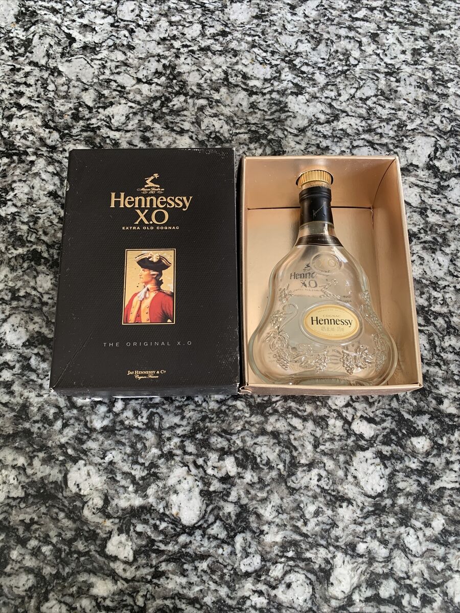 HENNESSY BOTTLE XO EXTRA OLD COGNAC BOTTLE MAN CAVE DECOR HENNESSY BOTTLE XO EXTRA OLD COGNAC BOTTLE MAN CAVE DECOR