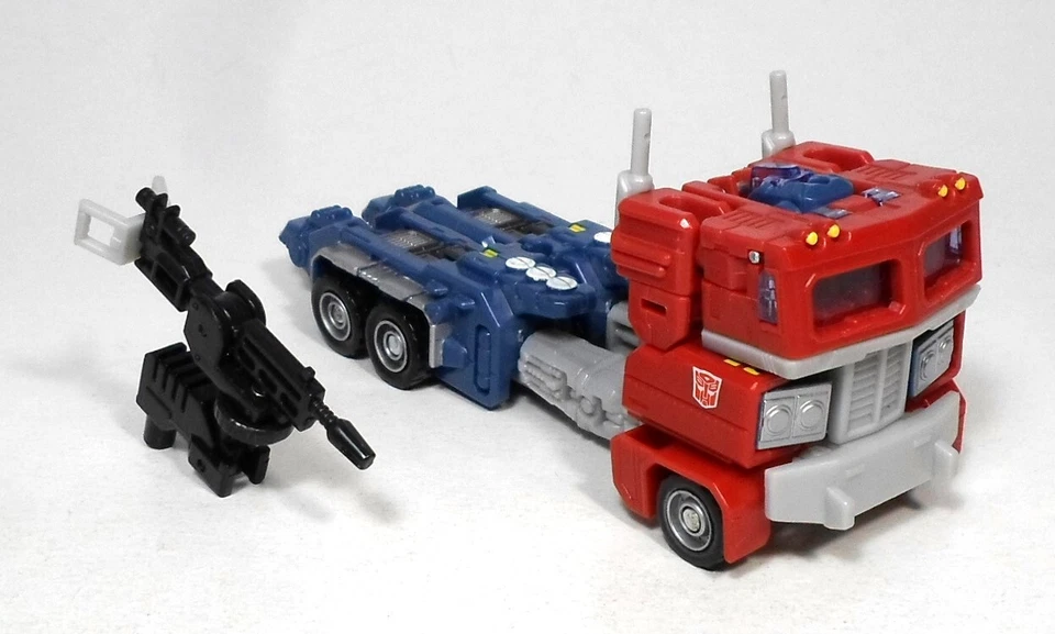 TRANSFORMERS 2008 UNIVERSE 2 GENERATIONS DELUXE OPTIMUS PRIME 100% COMPLETE - Image 4 of 4