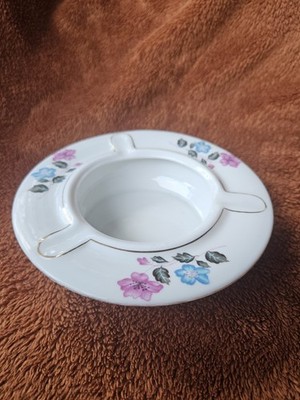 Vintage Tientsin Porcelain TP Ashtray Floral Design Gold Trim Made in China