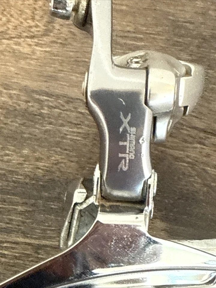 Desviador delantero vintage Shimano XTR FD-M900 tirador inferior 31,8 mm ¡Precioso!! Foto 2 de 4