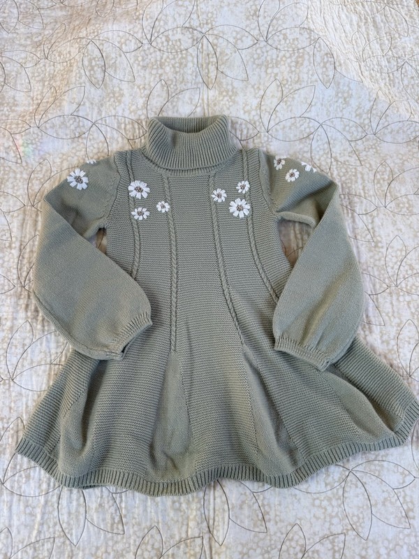 Cupcakes & Cashmere Sweater Dress Long Sleeve Turtle Neck Green Girls Size 5/6