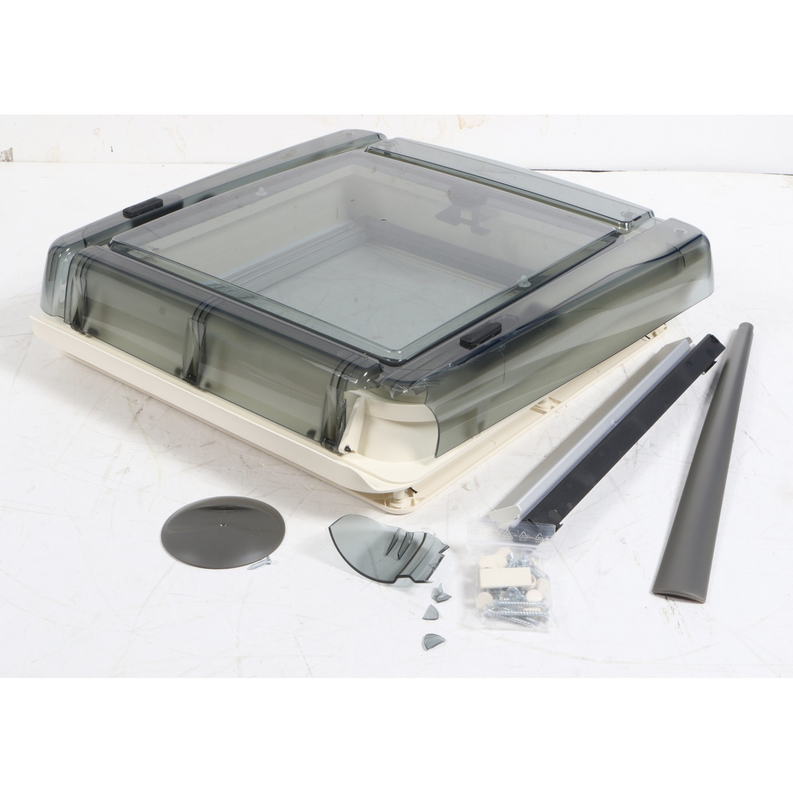 Remis REMItop Vista Caravan Roof Vent Window 40X40Cm... + Defect (280321)