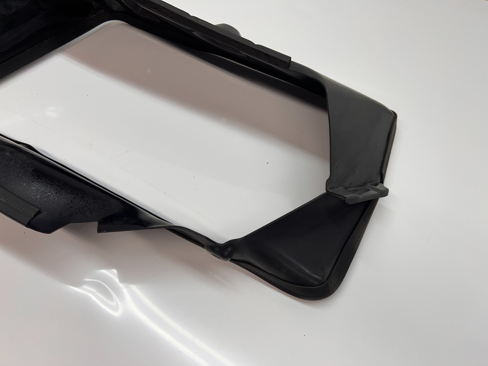 LAMBORGHINI AVENTADOR LP770 SVJ LEFT AIR DUCT DEFLECTOR SHROUD OEM 470122123G
