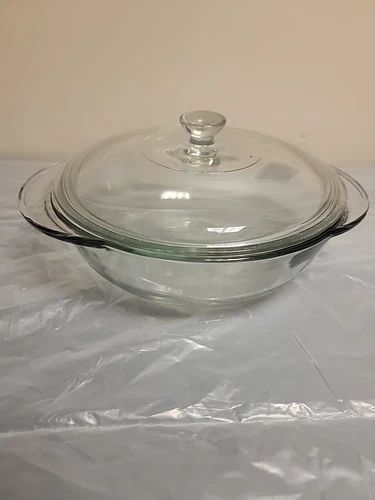 Vintage Anchor Hocking 2 Quart Clear Glass Lidded Casserole Dish