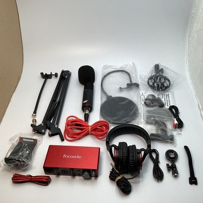Focusrite Scarlett 2i2 Studio 3rd Gen USB Audio Interface Recording Bundle, MINT
