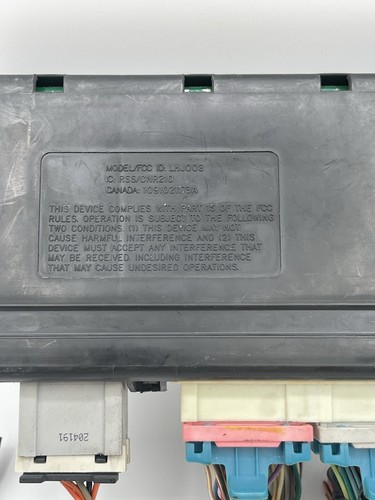 2002 SATURN L100 L200 LW200 2.2L BCM BCU Body Control Module OEM 22697781 - Picture 5 of 12