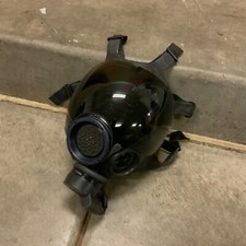 MSA Millennium CBRN Riot Control Gas Mask Respirator w/Tinted Lens Outsert Small